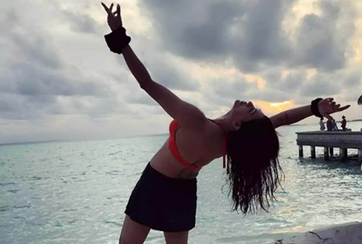 Bollywood News: Sushmita Sen Share Photo from Maldives