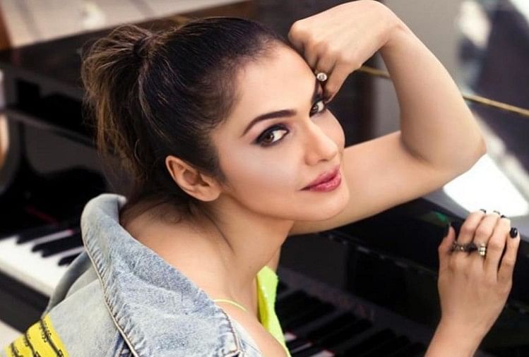 Isha Koppikar