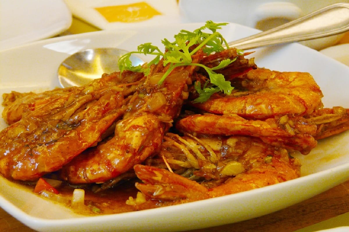 how to make delicious tava prawn masala