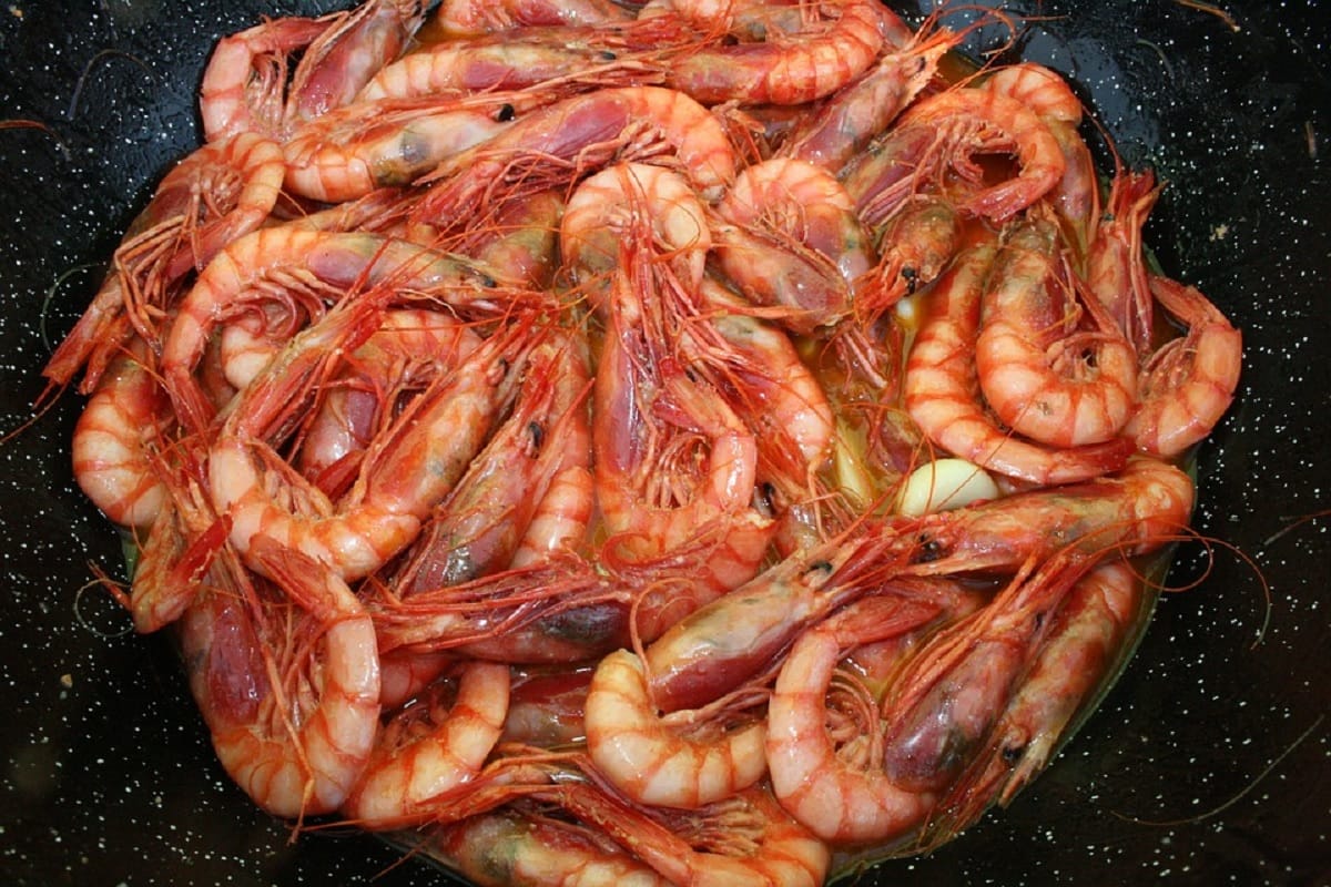 how to make delicious tava prawn masala