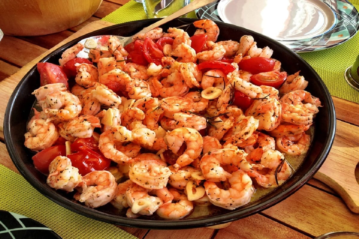 how to make delicious tava prawn masala
