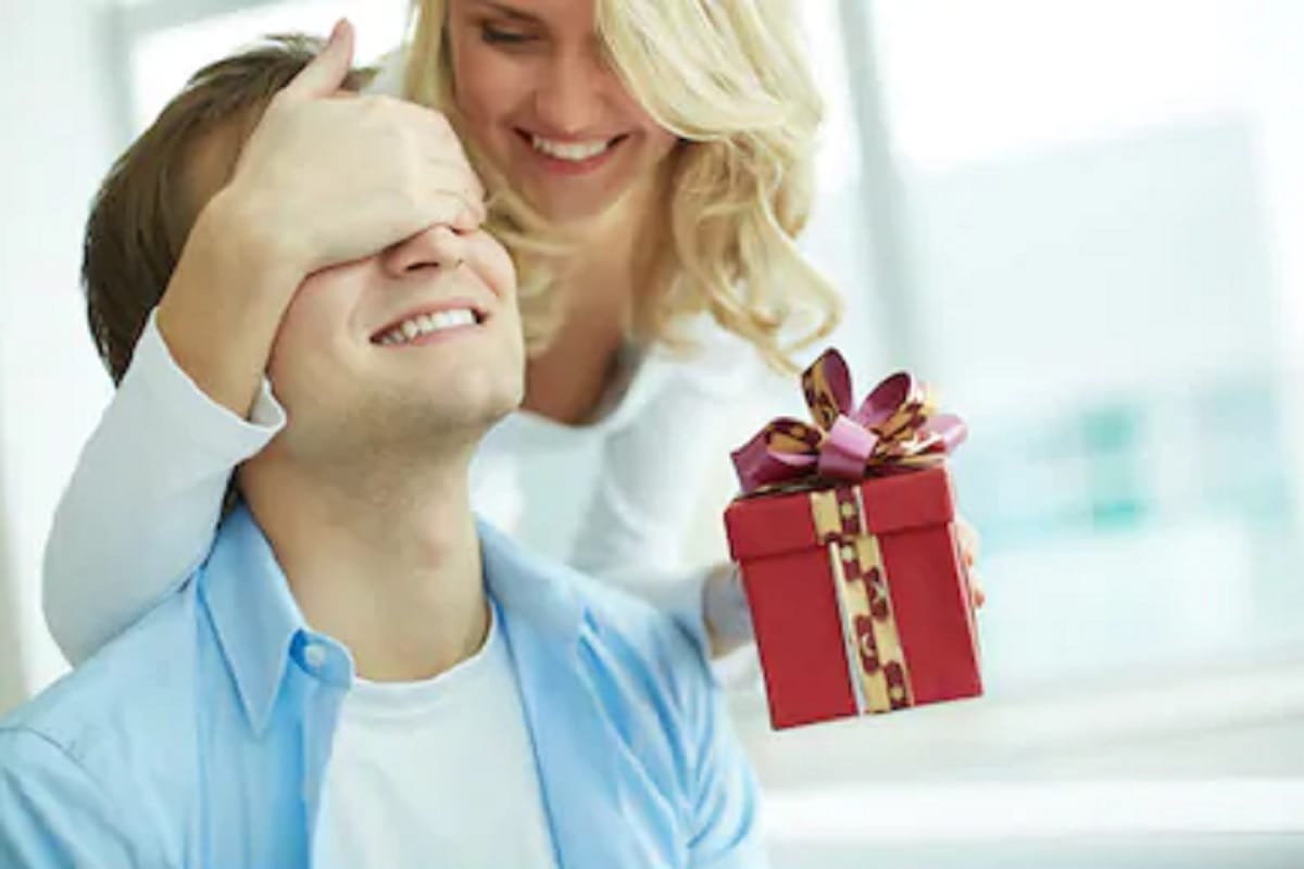 4 different ways to make your husband romantic
