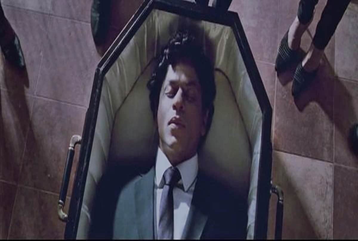 Funny mistakes in Sanjay Dutt PK RaOne SRK Gunda Mithun Deepika Yeh Jawani Hai Deewani Queen Kangana