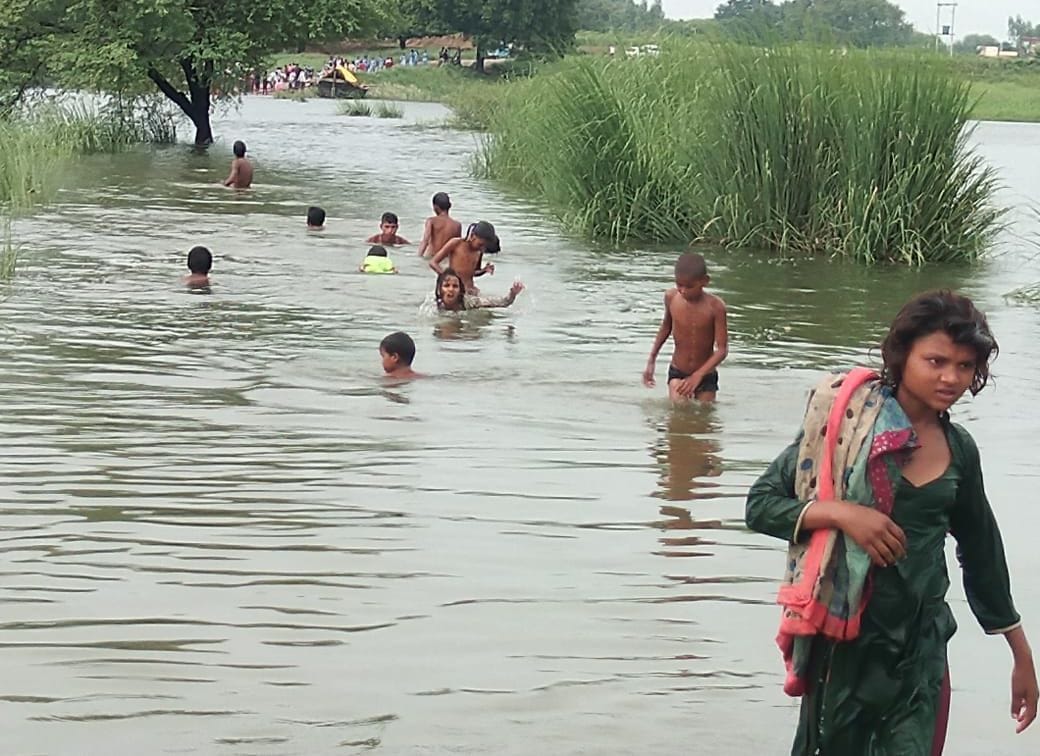 Ganga-Yamuna crossed danger mark