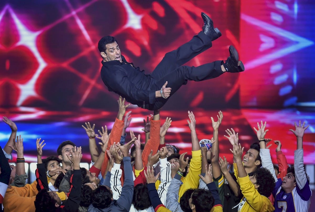 IIFA Awards 2019 20th IIFA Awards 2019 Alia ranveer Salman Sara Vicky Ayushmann Shahid Rekha Madhuri