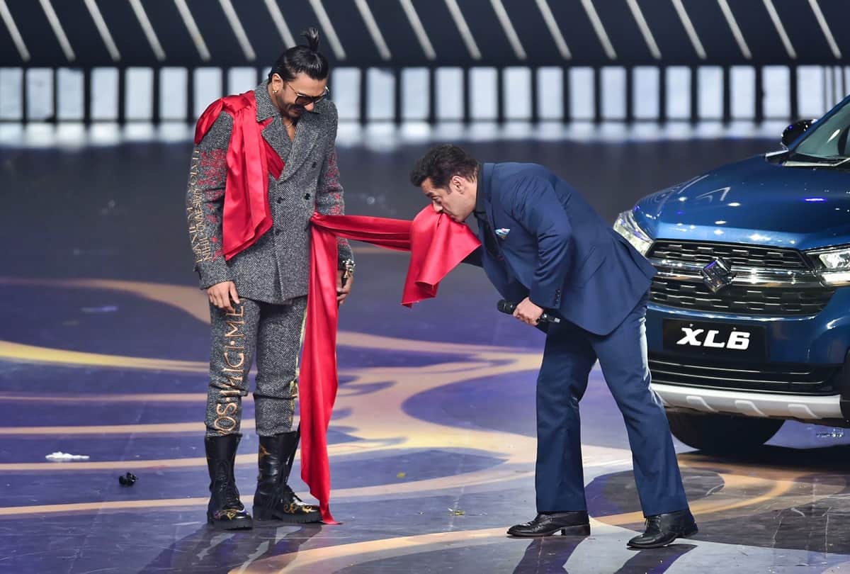 IIFA Awards 2019 salman Khan Viral Video with dog