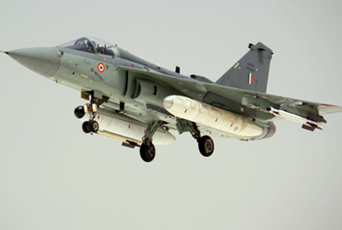IAF Figther Aircraft LCA Tejas, Know About indigenous HAL LCA Aircraft