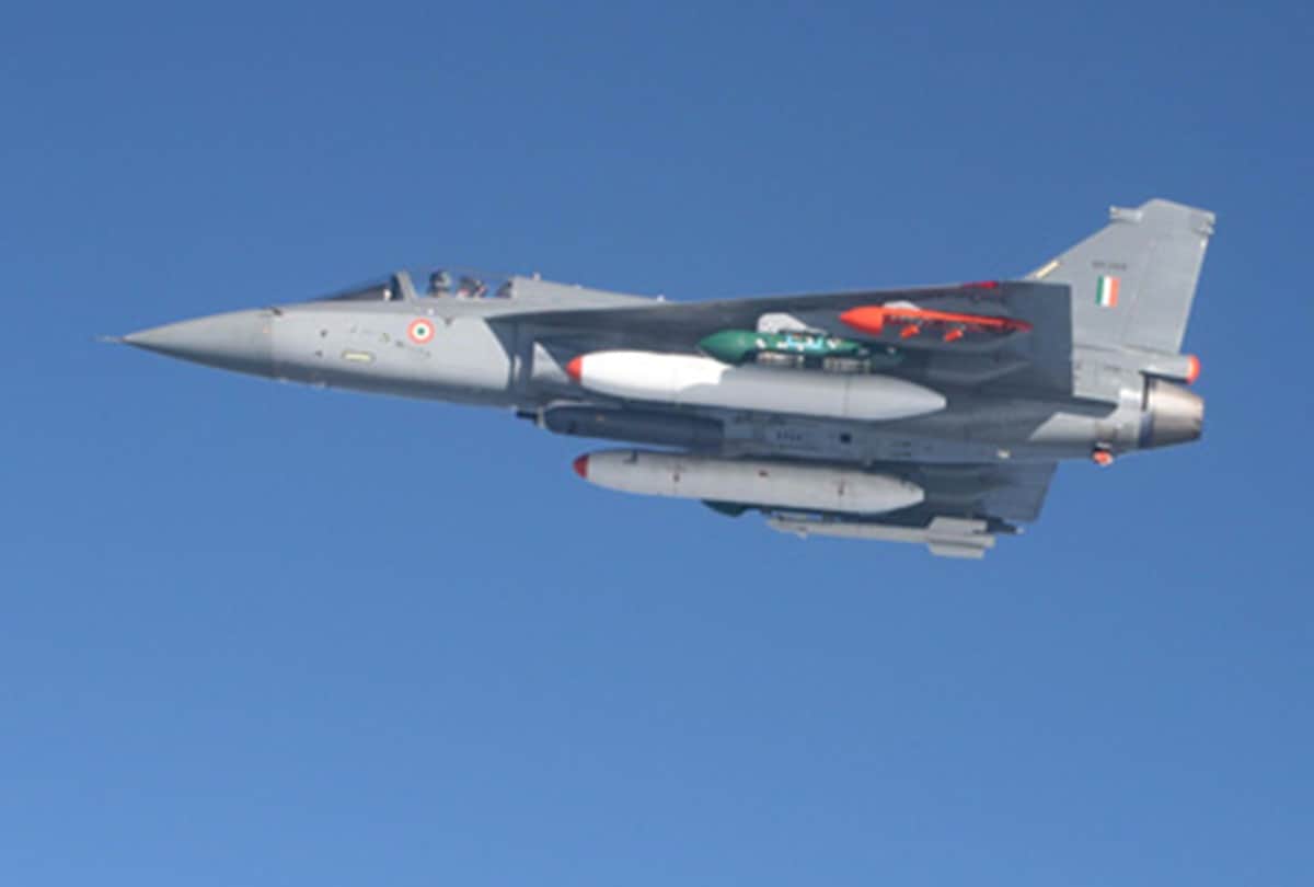 IAF Figther Aircraft LCA Tejas, Know About indigenous HAL LCA Aircraft