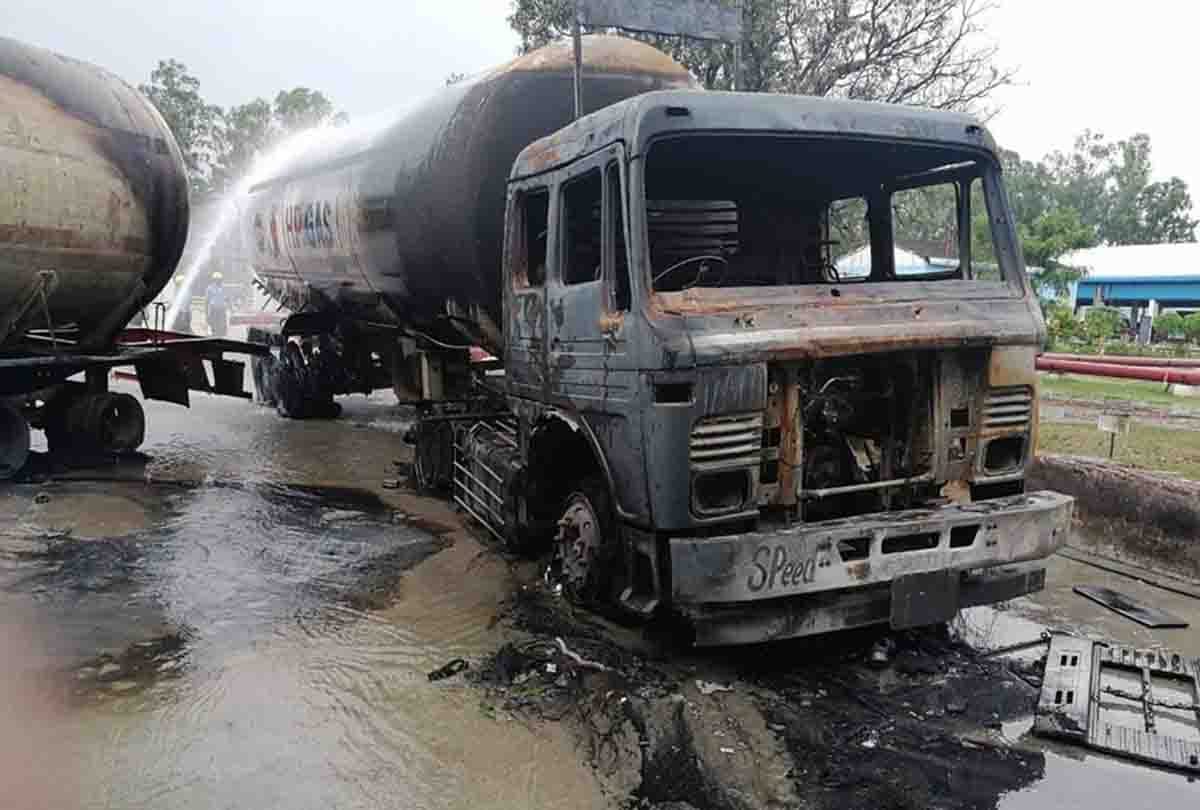 driver mobile was switched off just two hours before the fire in the gas bottling plant