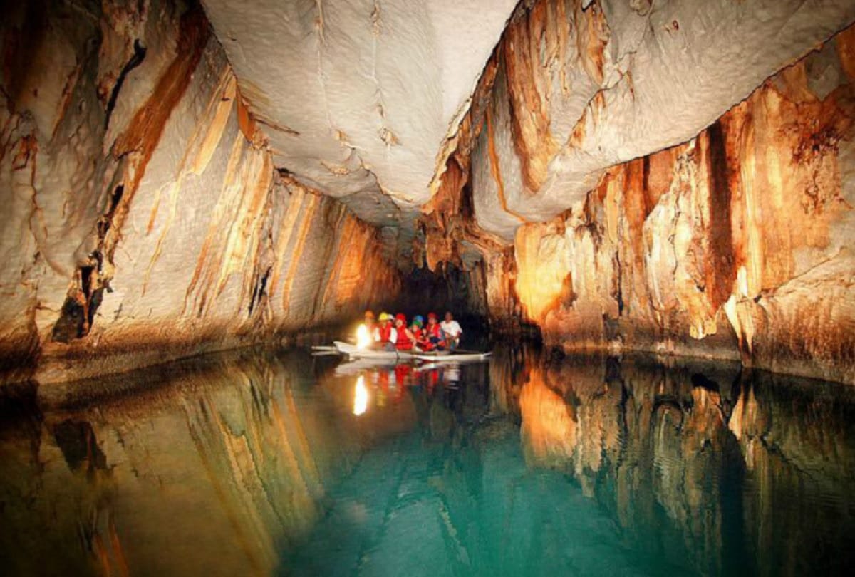 Underground places on earth who looks like heaven