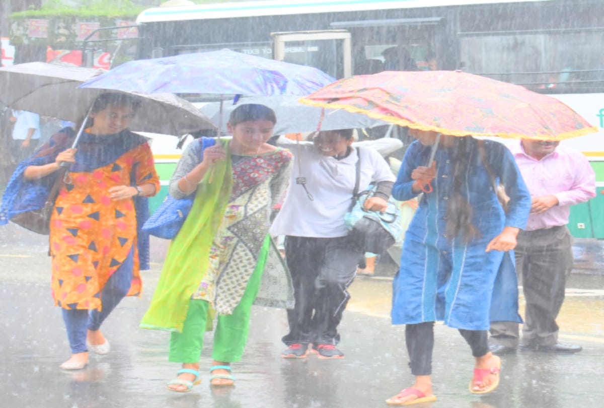 Rain gives relief to Delhi-NCR people, improvement in air quality
