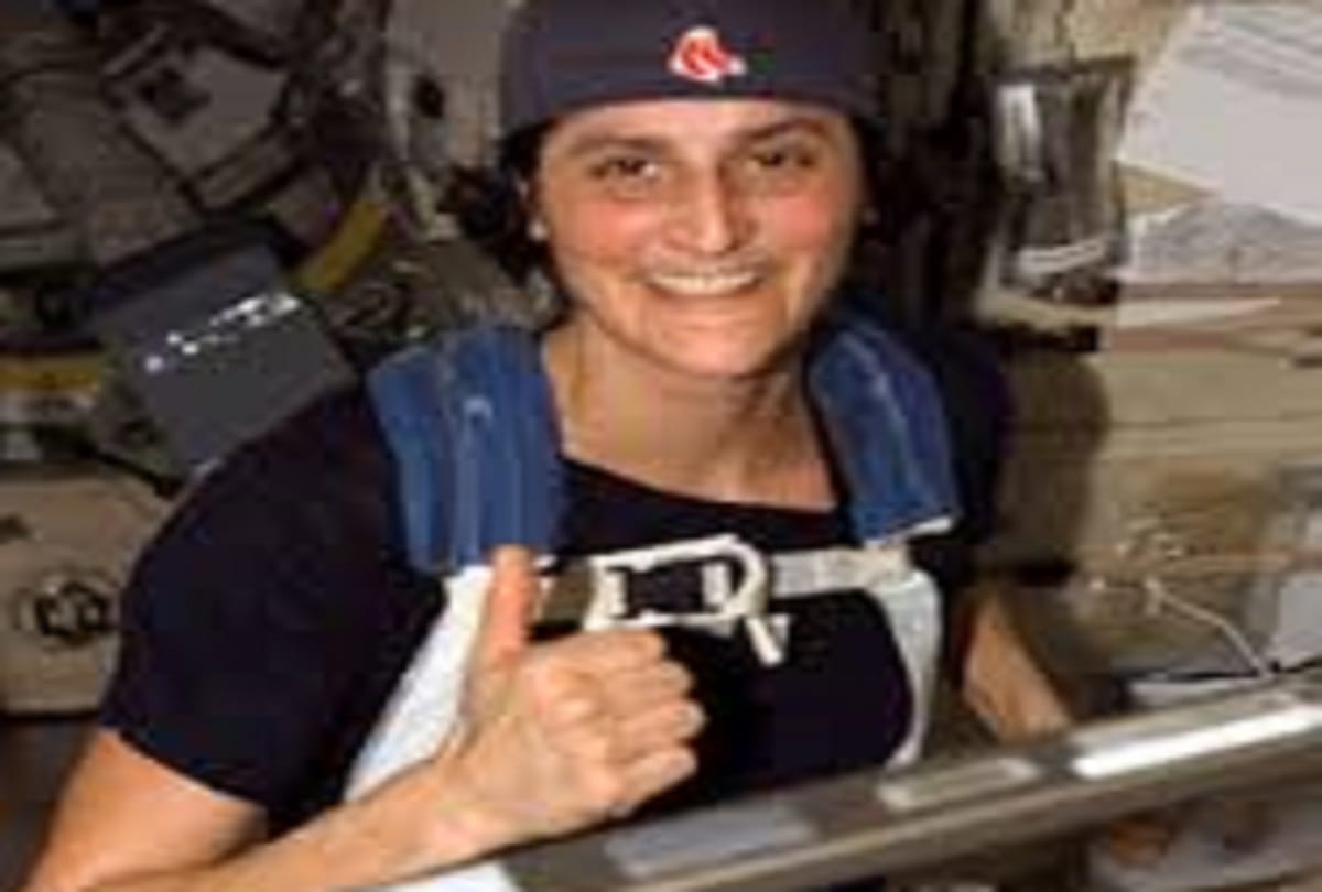 Sunita Williams Interesting Facts, Woman with many records as NASA Astronaut in Space