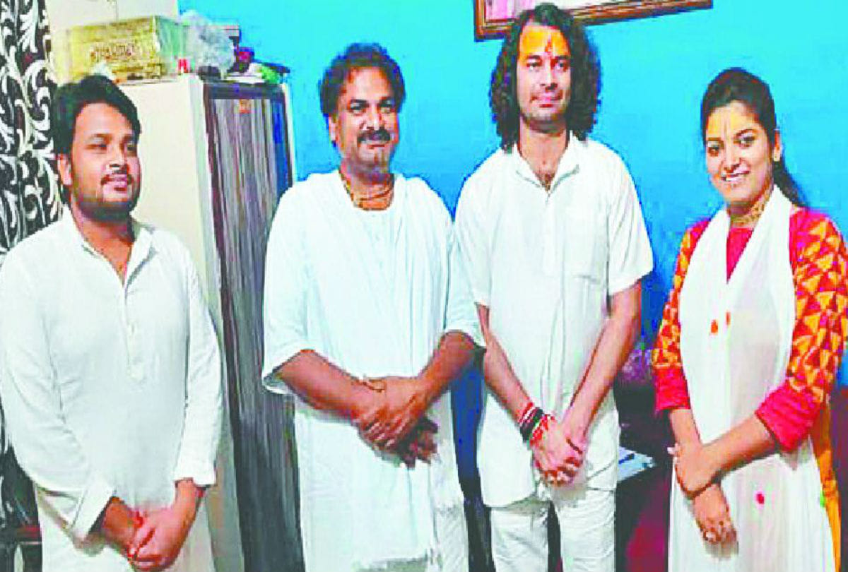 tej pratap yadav Visits Vrindavan in New Look Up Political News