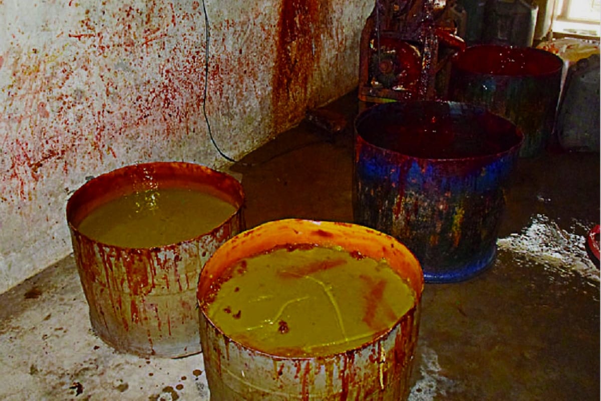 Meerut news, tomato sauce is made with Hazardous colors, synthetic vinegar and rotten vegetables