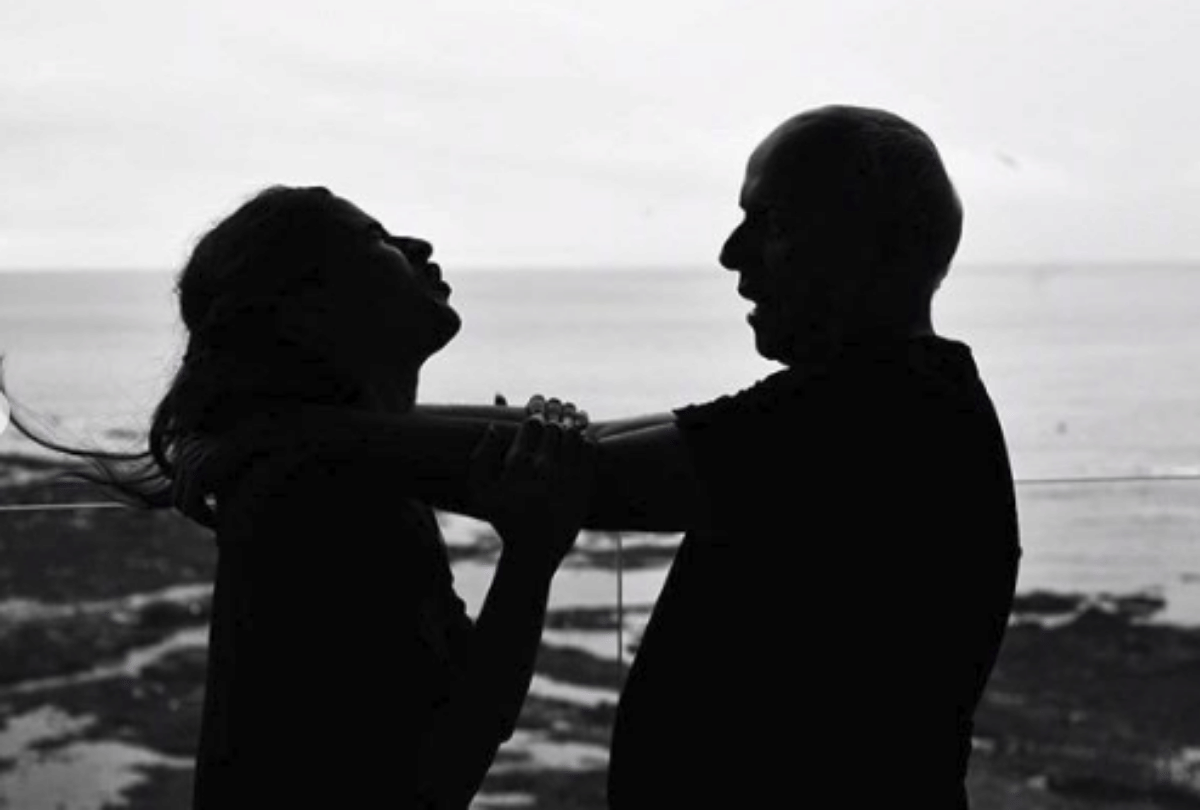 Alia Bhatt and Pooja Bhatt Wishes Dad Mahesh Bhatt Birthday Share Picture