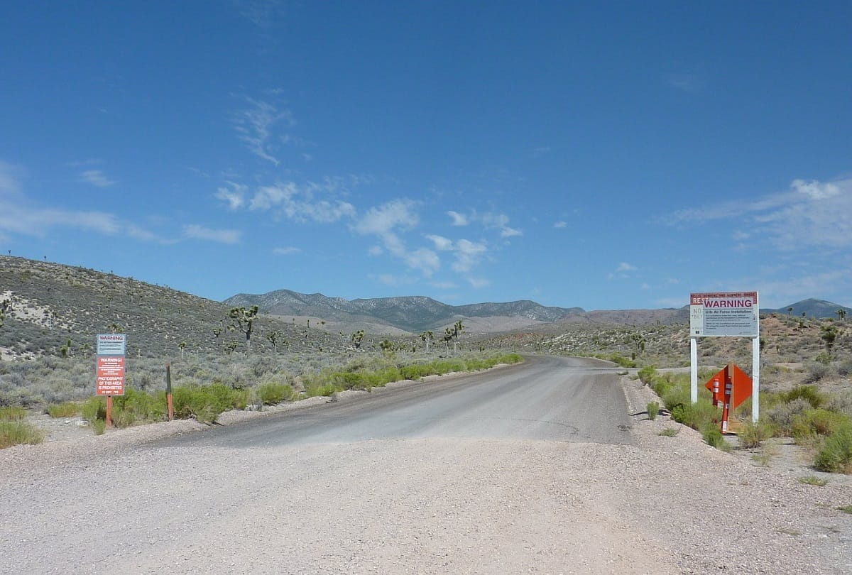 Interesting story of Area 51 peoples claims that there might be an alien