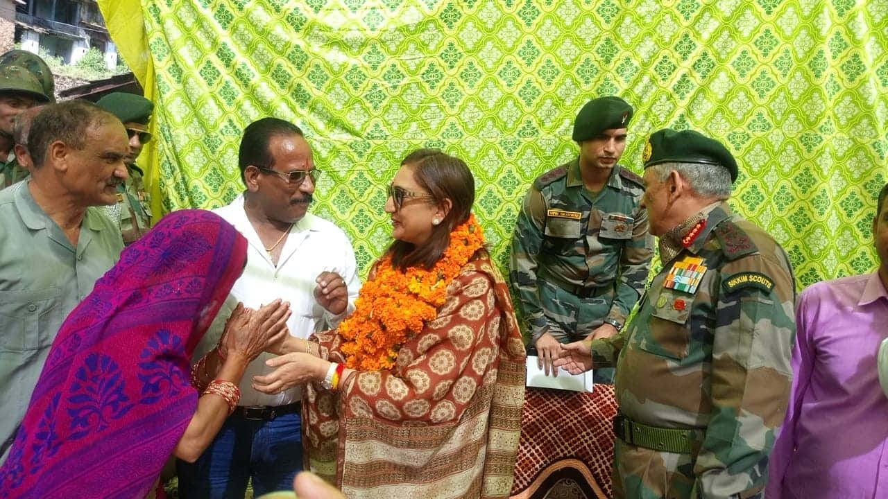 Army Chief General bipin Rawat reach his maternal home after many year