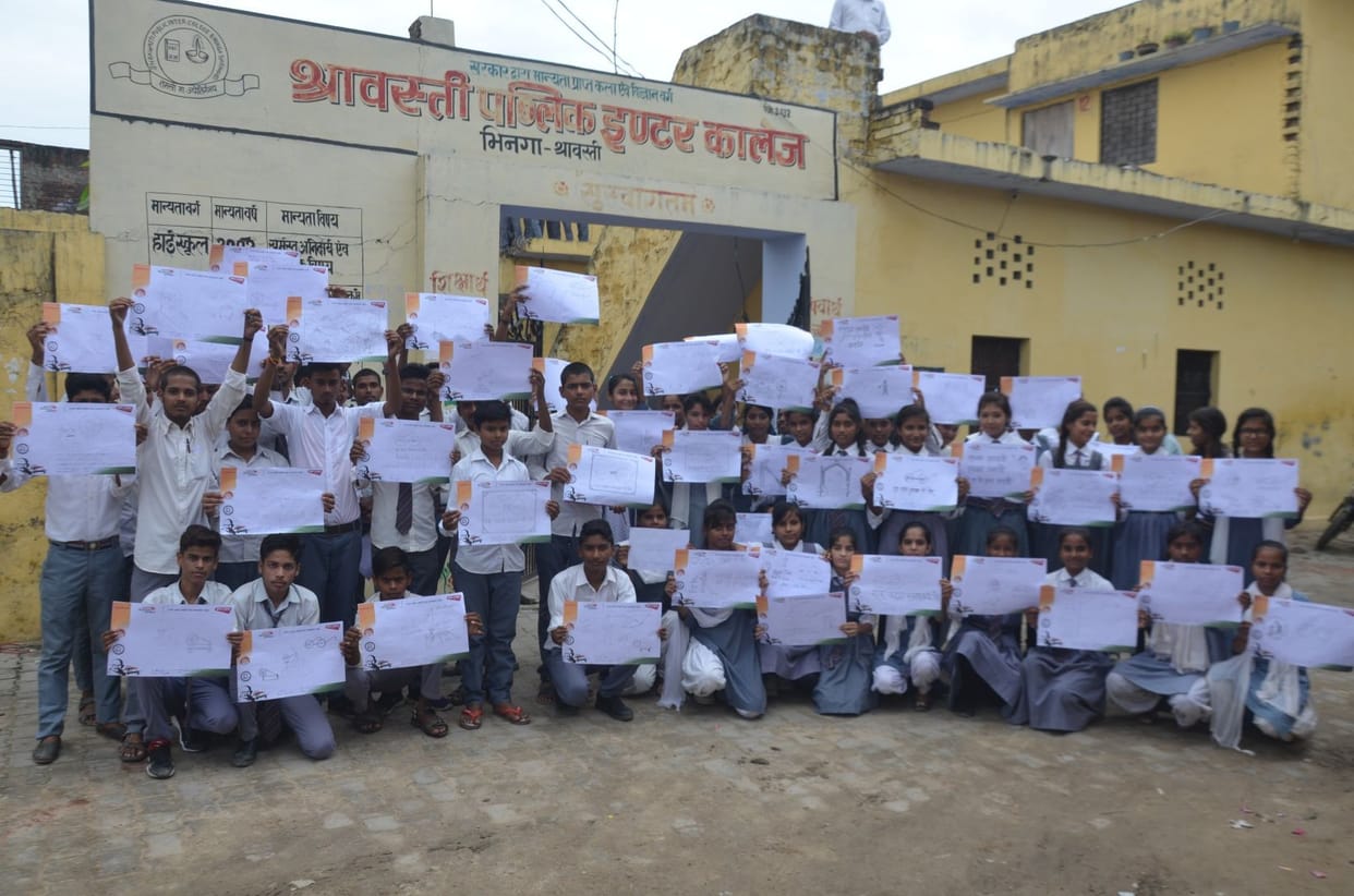 500 children launched Swadeshi movement on canvas