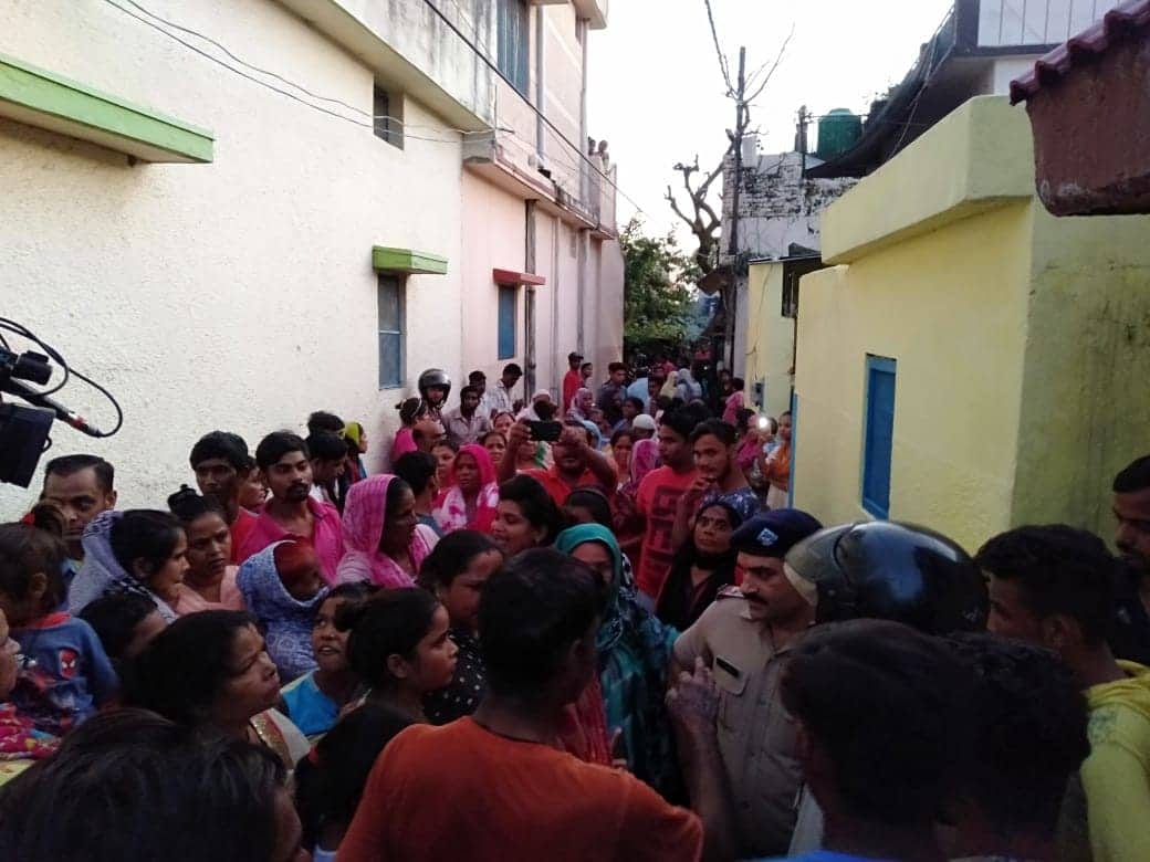 people died due to poisonous liquor in Dehradun