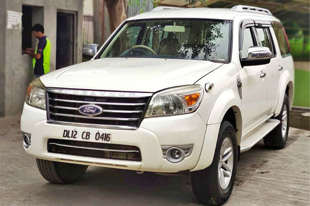 Ford Endeavour selling cheaper than a Maruti Swift
