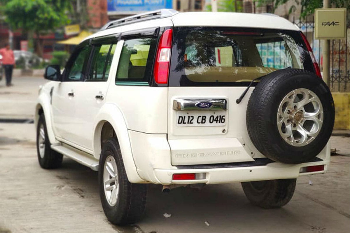 Ford Endeavour selling cheaper than a Maruti Swift