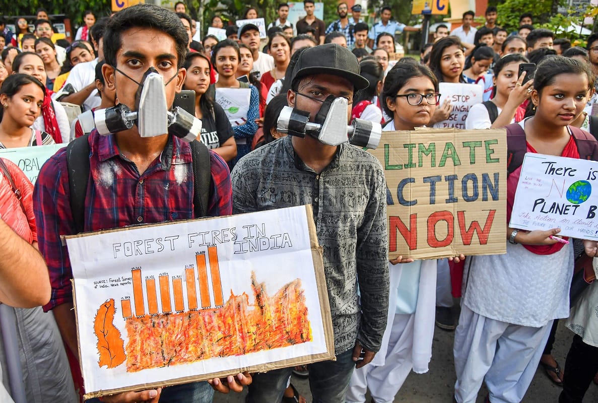 global climate strike: Hundreds of thousands join global climate strike