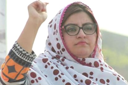 Pak Activist Gulalai Ismail Escapes To US Seeks Political Asylum