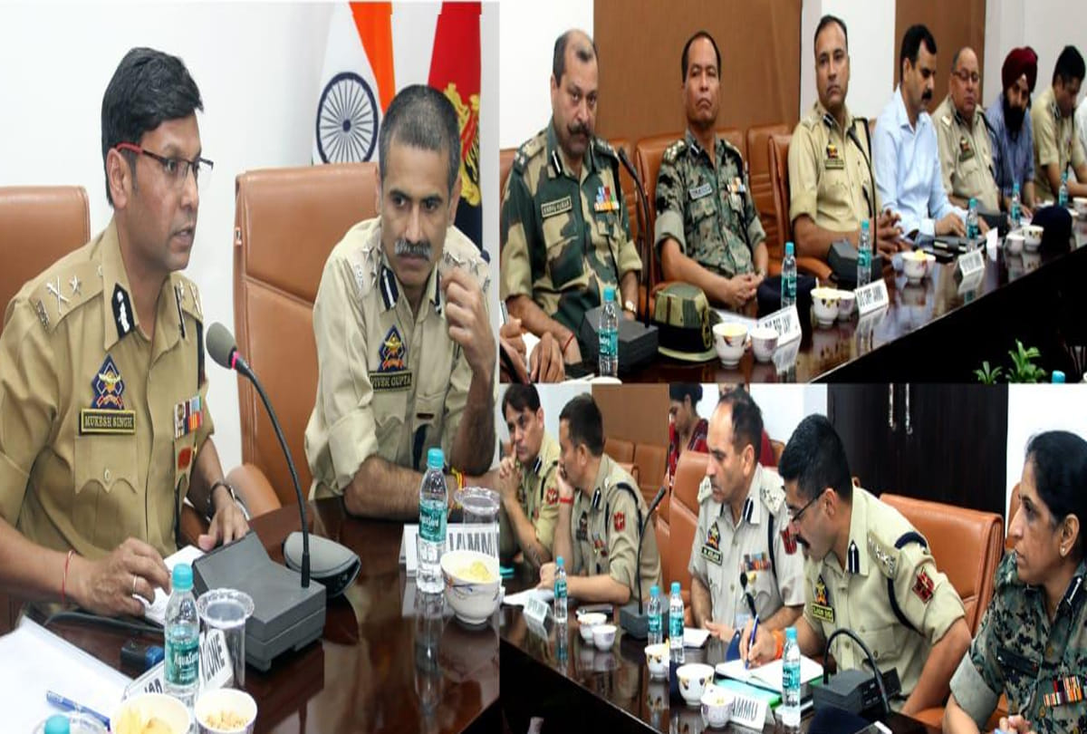 security arrangements for Navratra Dussehra festivals discussed by IG Zone Jammu Mukesh Singh