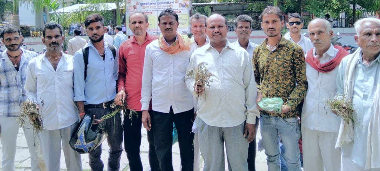 let give clame for protest farmer