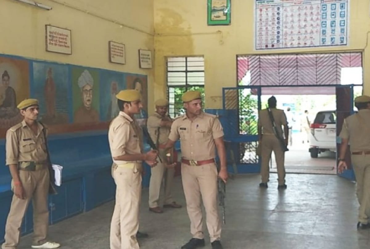 in case of suspicious death of student principal of jawahar navodya suspended