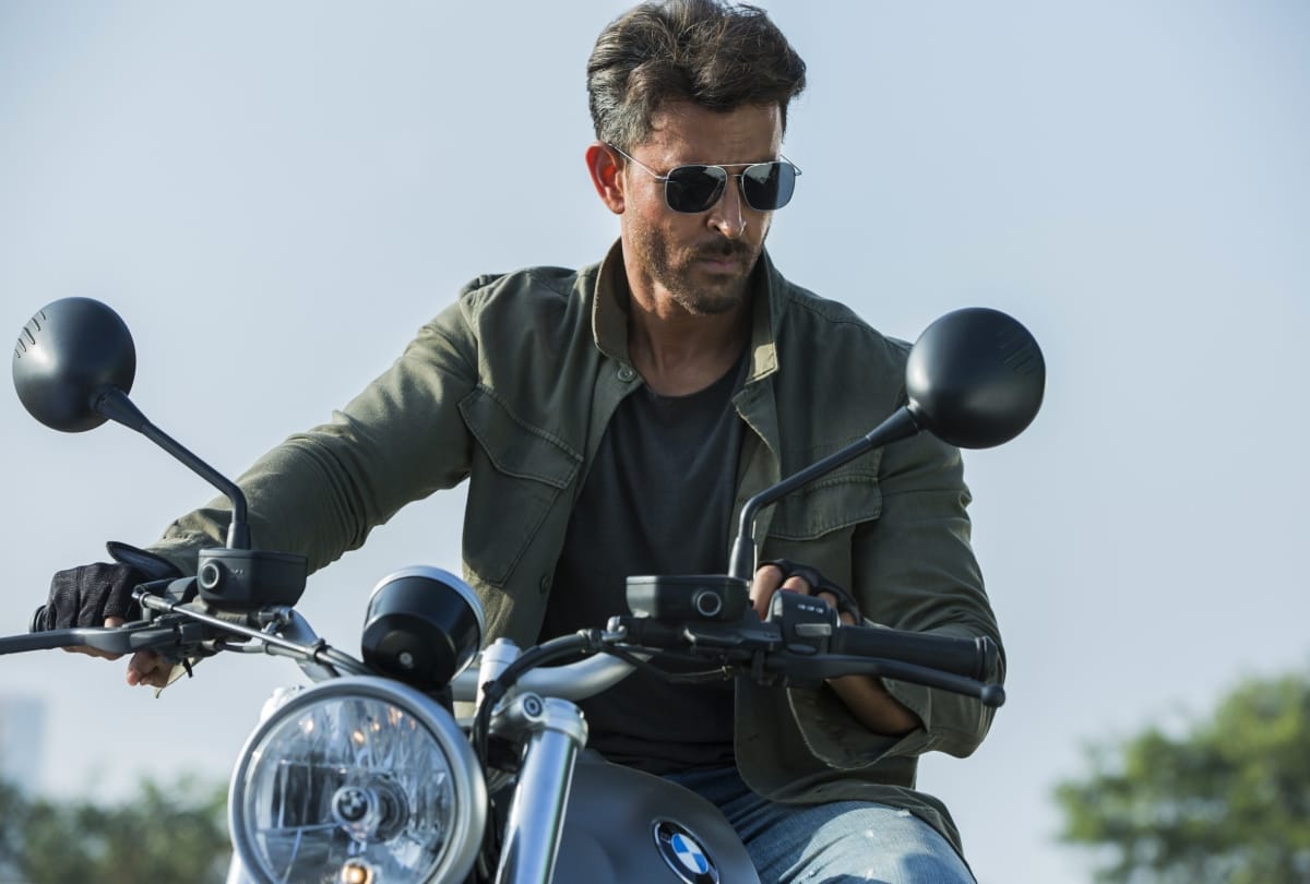 hrithik roshan reveals who is most beautiful women