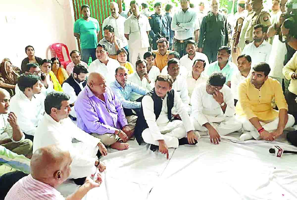 Akhilesh attacked the state government, said BJP failed to provide health facilities to poor people