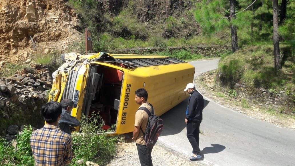 Brake Failes Bus Slips