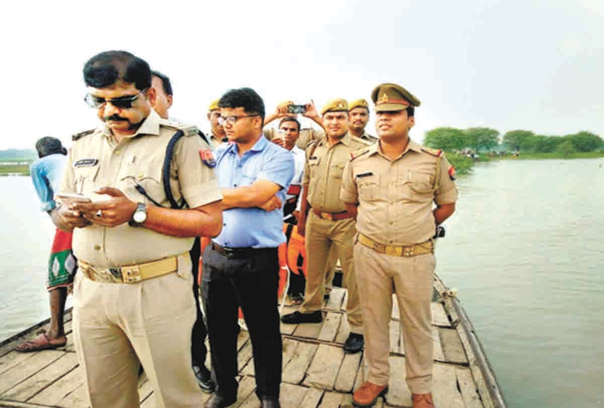 hundreds villages become  island in kaushambi