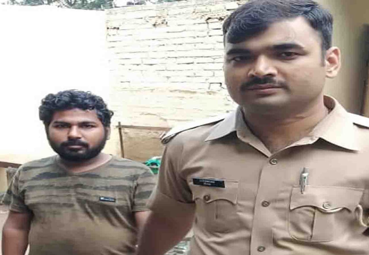 Jitendra surrendered in cmm court, case of license fraud in kanpur