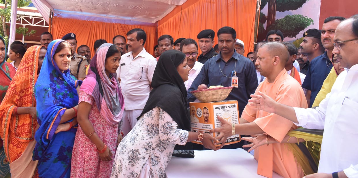 Prayagraj: Chief Minister Yogi assured flood victims to 'main hoon na'