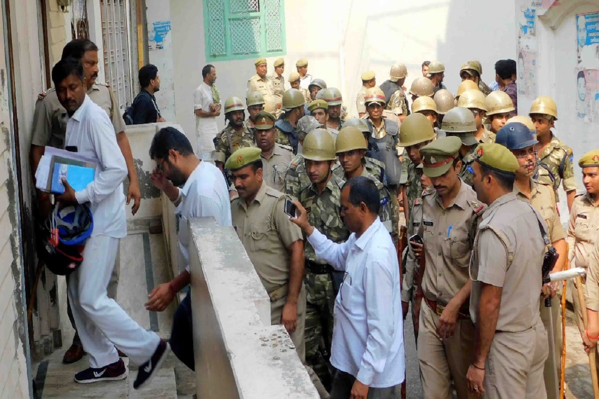 Police team could not arrest MLA Nahid Hasan of Samajwadi party at Shamli