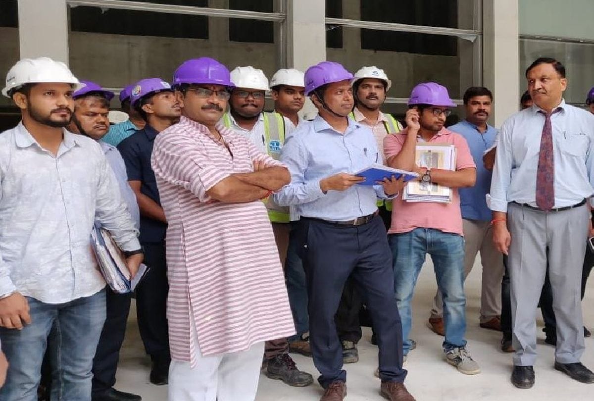 up tourism minister raise questions on Mughal Museum project agra