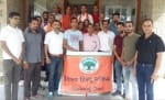 बरठी में विश्व हिंदू परिषद की बैठक के दौरान पदाधिकारी व सदस्य