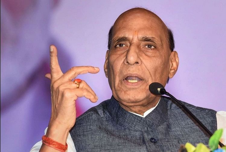 Rajnath Singh Malaysia Visit: तीन दिवसीय यात्रा पर मलयेशिया पहुंचे राजनाथ, रक्षा सहयोग पर चर्चा संभव