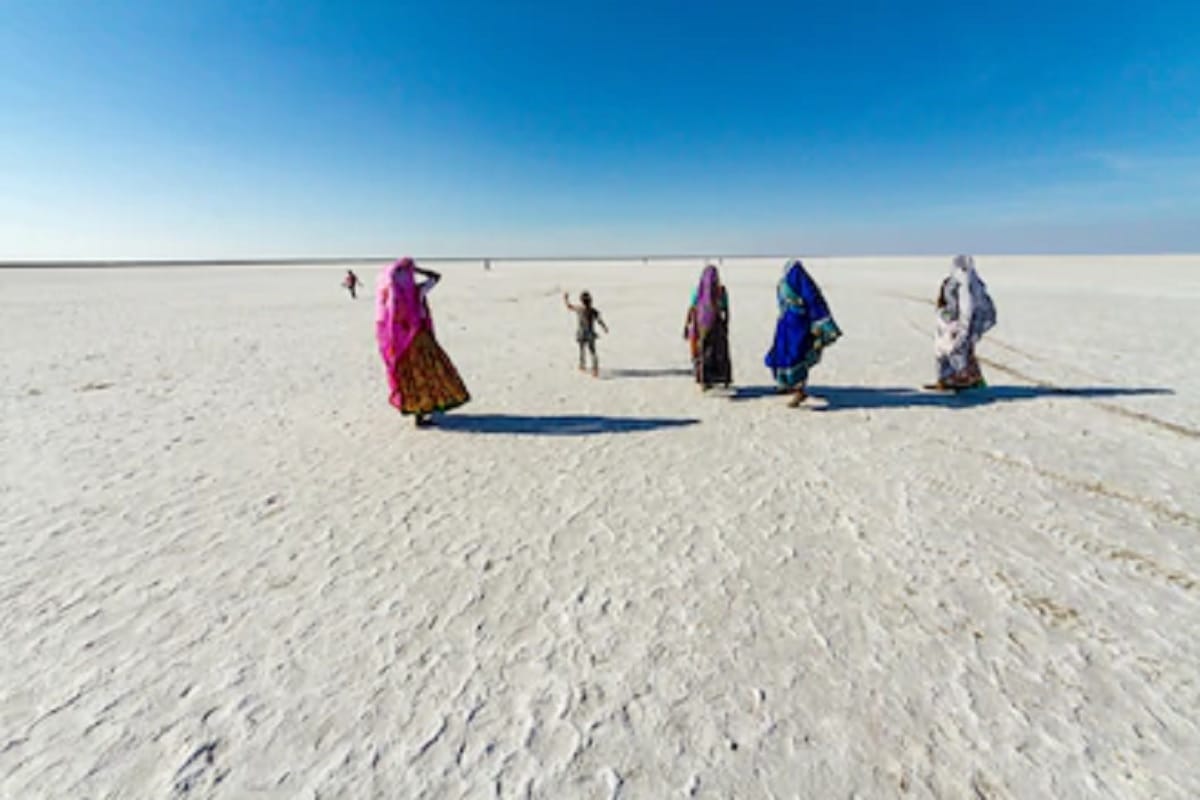 kutch ka rann white registan in gujarat a beautiful place to visit