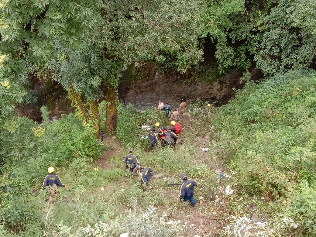 Max fell into ditch in late night in Gopeshwar
