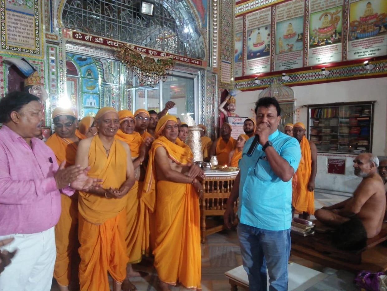 Collective forgiveness festival in Digambar Jain temple