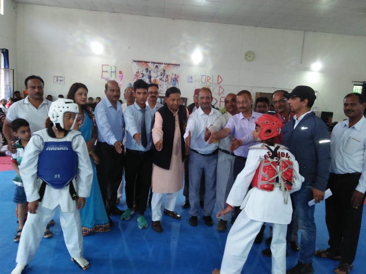 14th Provincial School Taekwondo Competition Starts