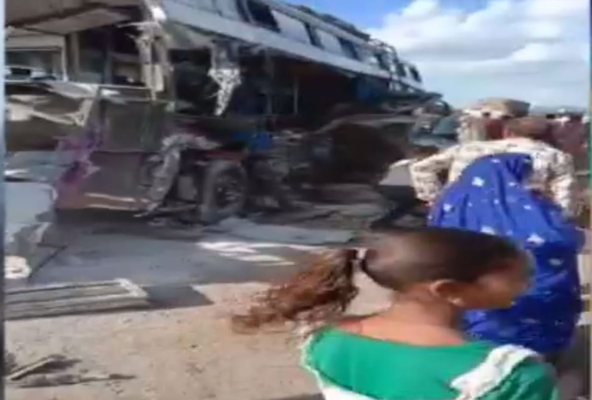 many people died and 20 people were injured in a bus accident near Lamana village in Ajmer