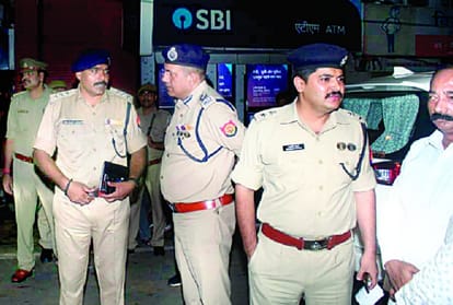Murder in front of cant thana