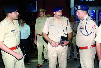 Murder in front of cant thana