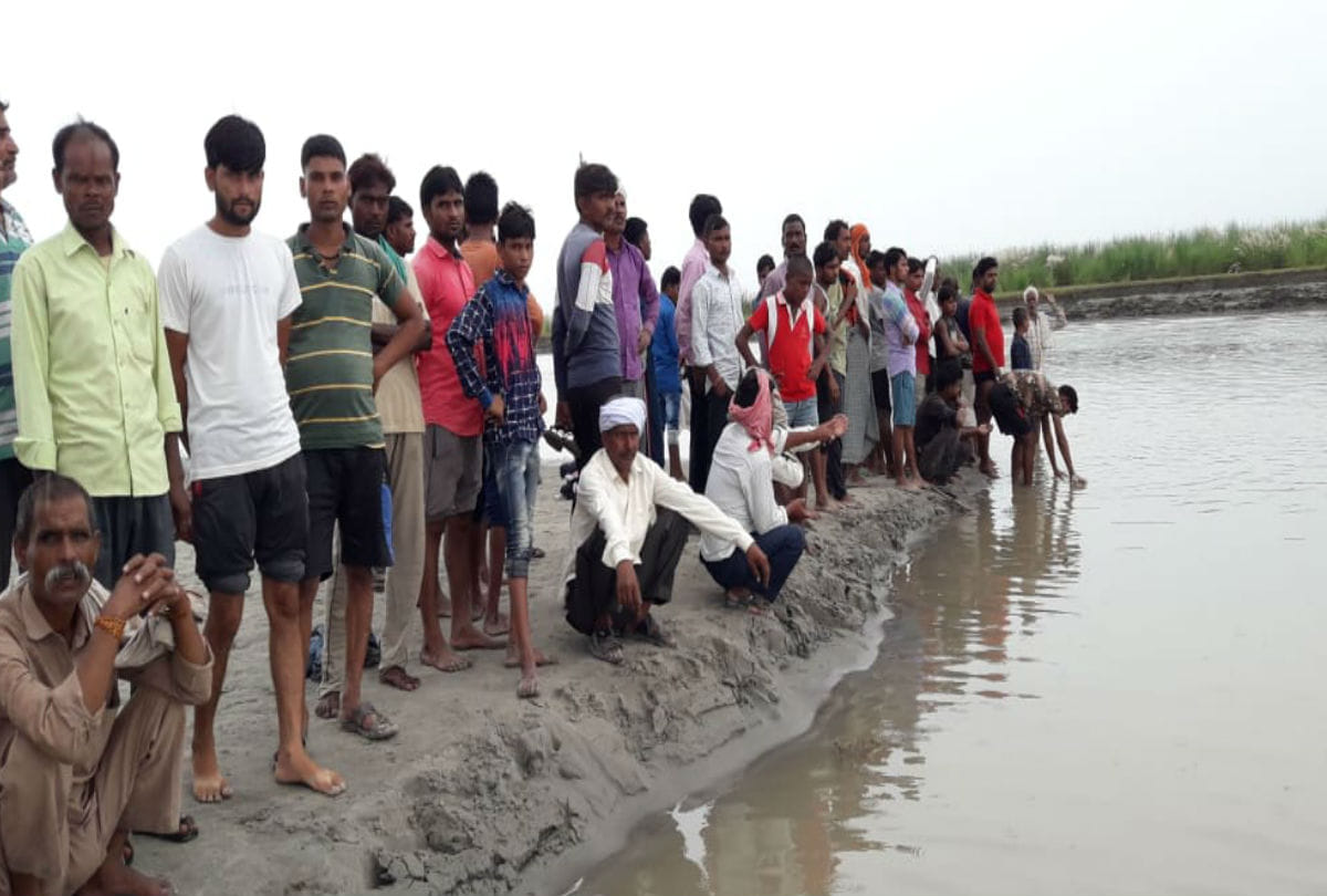 brave young man drowns in ganga river for save life of girls