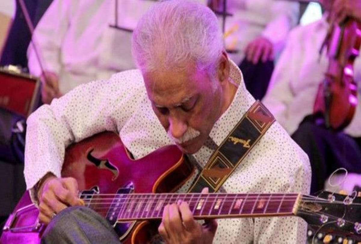 Most versatile guitarists of Bollywood music industry