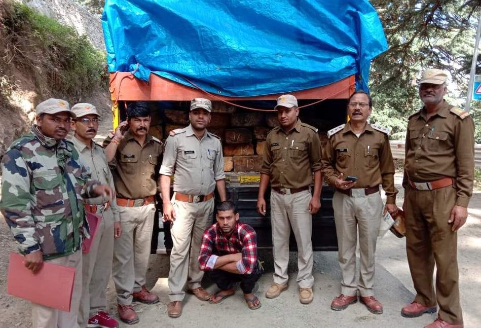 One arrested with 28 sleepers of cedar
